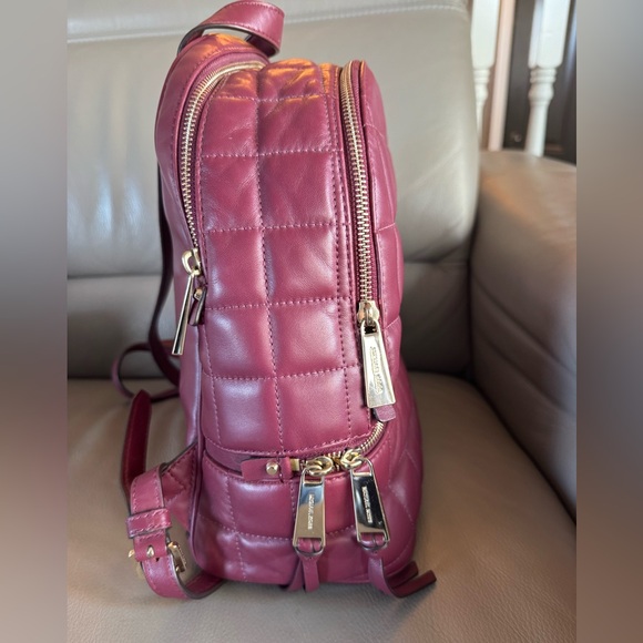 Michael Kors purple backpack. - Picture 2 of 8